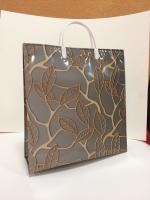 Пакет с пластмассовыми ручками (35х36+10) Листья 10/50